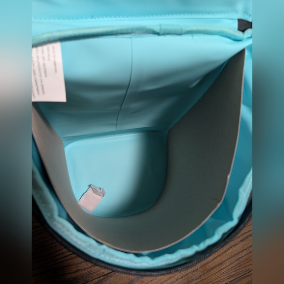 Corkcicle Eola Bucket Bag Periwinkle Neoprene Insulated/Water & Leakproof - Picture 10 of 15